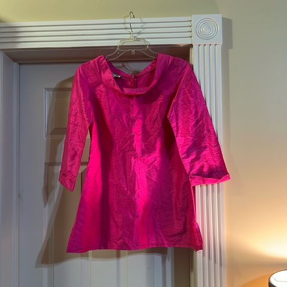 Karen Warren never worn top - Picture 1 of 7